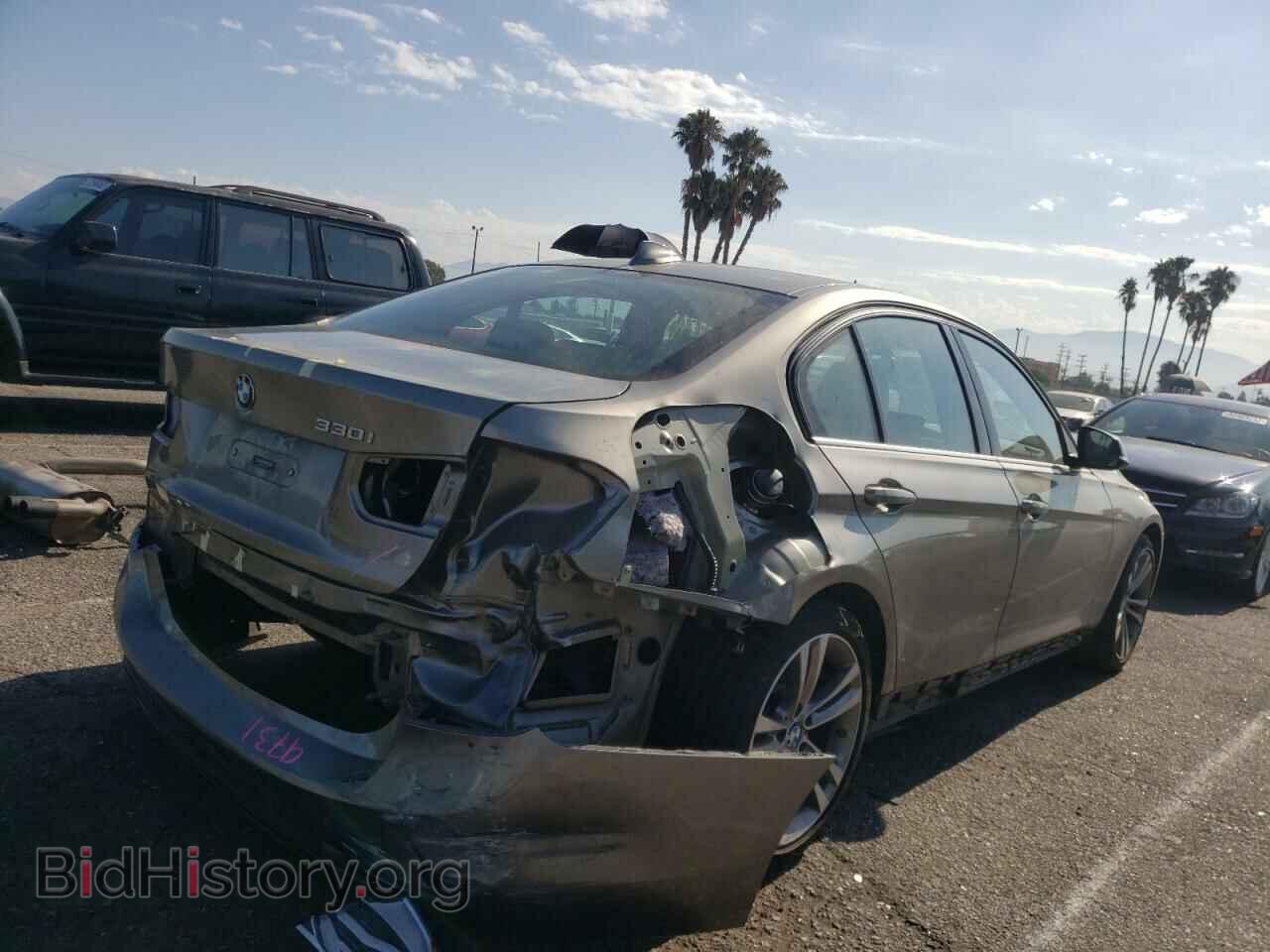 2018 BMW 3 SERIES - VIN: WBA8B9C55JEE82459 - Фото 4