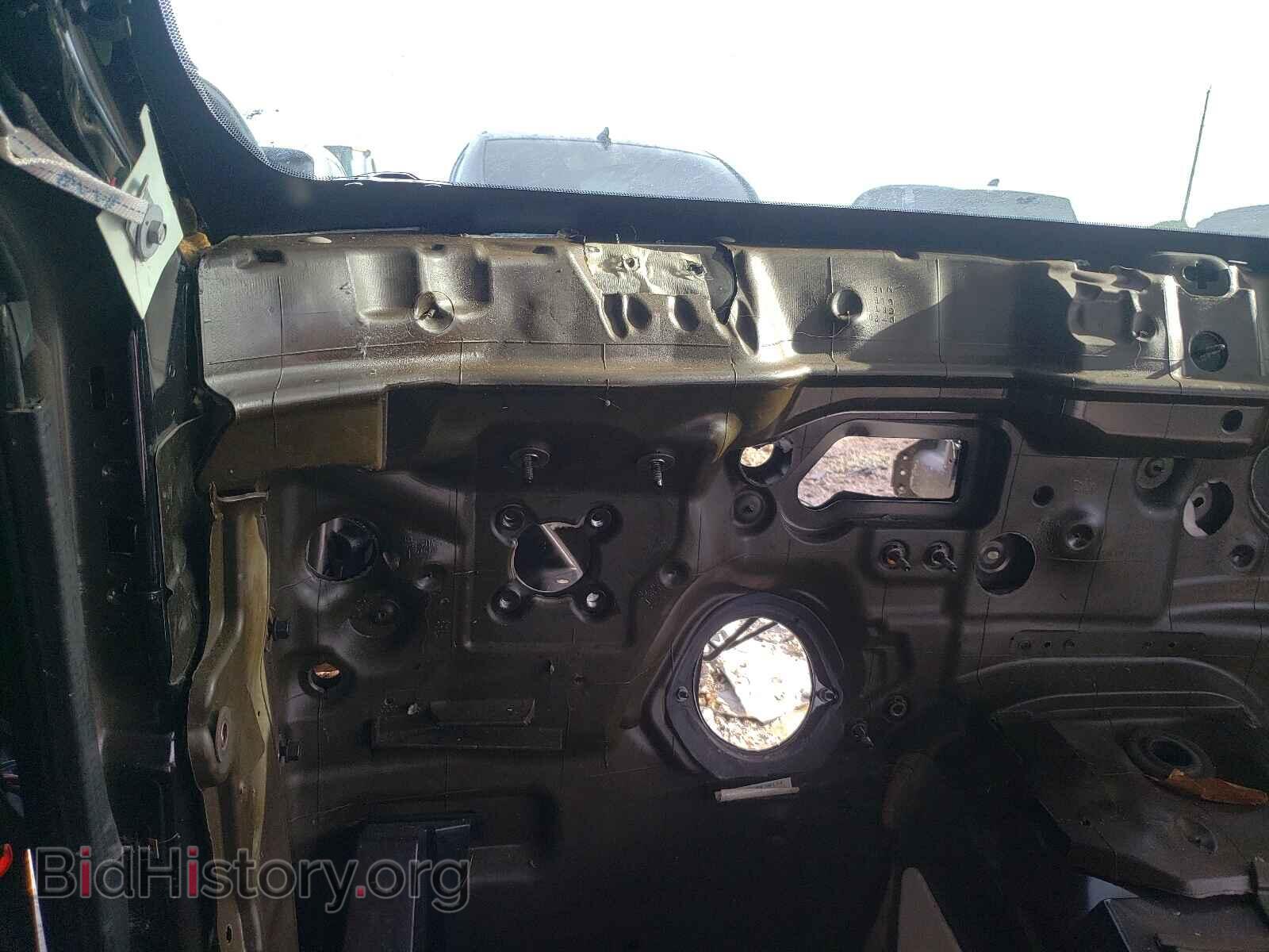 2019 DODGE CHALLENGER - VIN: 2C3CDZBT1KH556947 - Photo 8
