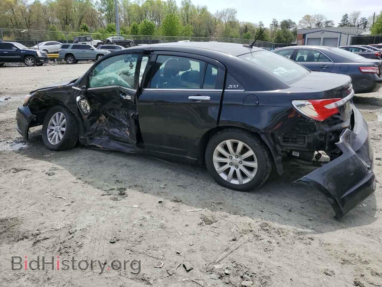 2013 CHRYSLER 200 - VIN: 1C3CCBCG9DN751782 - Фото 2