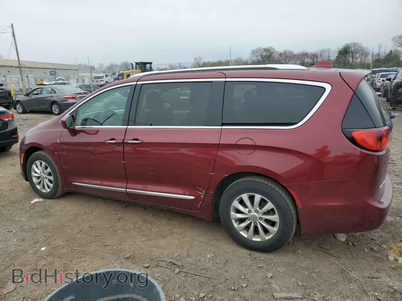 2019 CHRYSLER PACIFICA - VIN: 2C4RC1BG2KR680569 - Фото 2