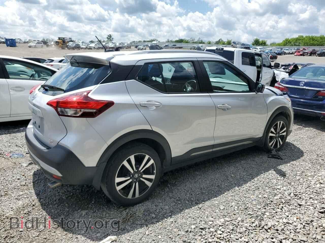 2019 NISSAN KICKS - VIN: 3N1CP5CU3KL561886 - Фото 3