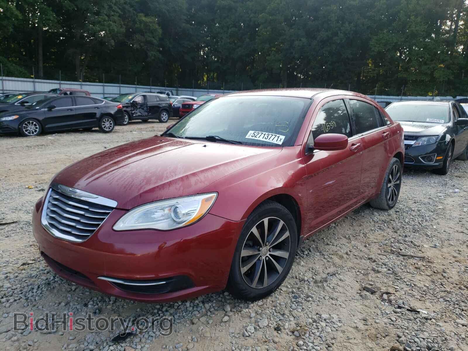 2014 CHRYSLER 200 - VIN: 1C3CCBAB5EN209331 - Фото 2