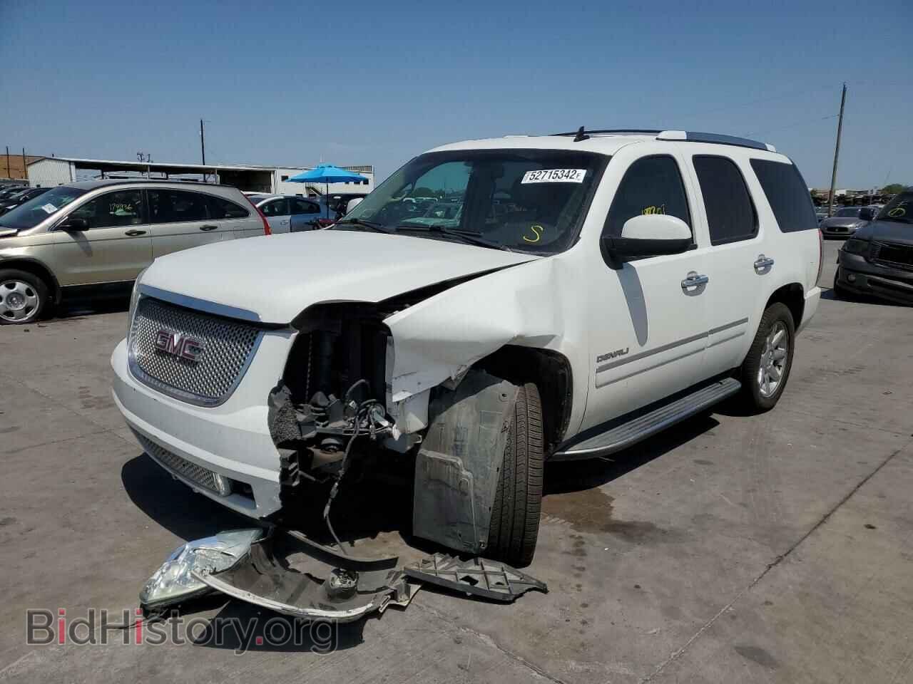 2013 GMC YUKON - VIN: 1GKS1EEF2DR341518 - Фото 2