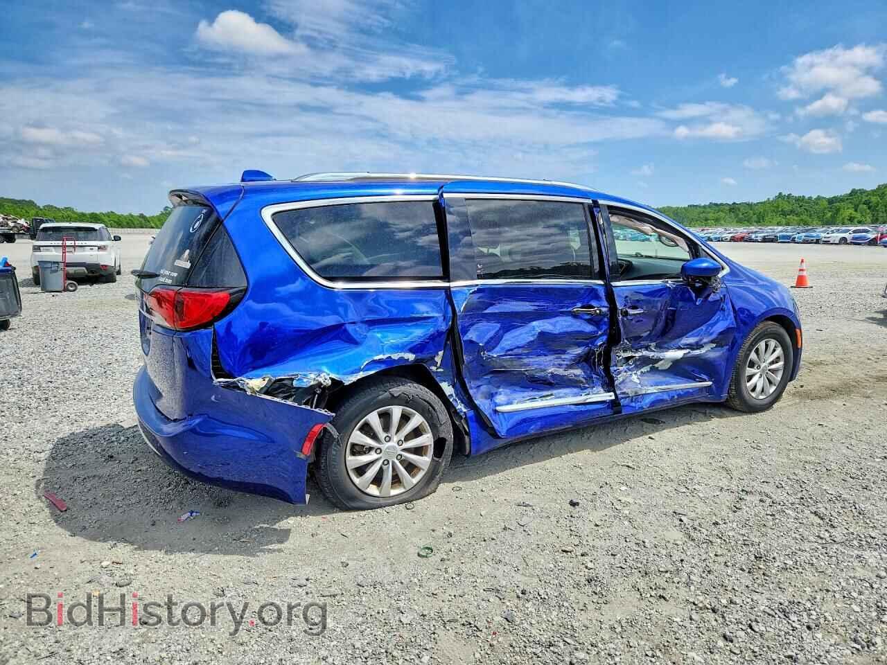 2018 CHRYSLER PACIFICA - VIN: 2C4RC1BG6JR353610 - Фото 3