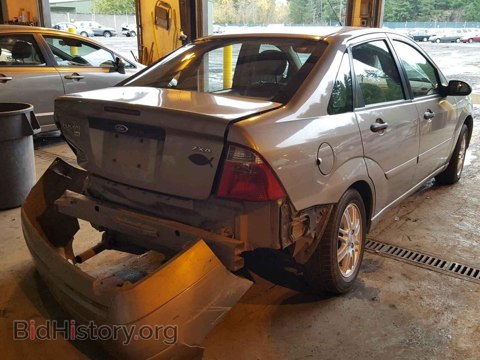2005 FORD FOCUS - VIN: 1FAFP34N45W289794 - Фото 4