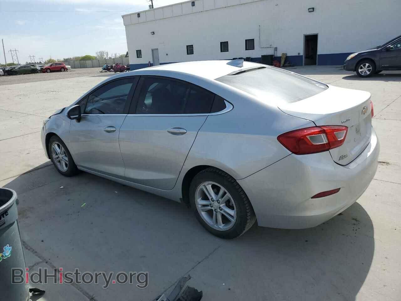 2017 CHEVROLET CRUZE - VIN: 1G1BE5SM0H7166327 - Photo 2