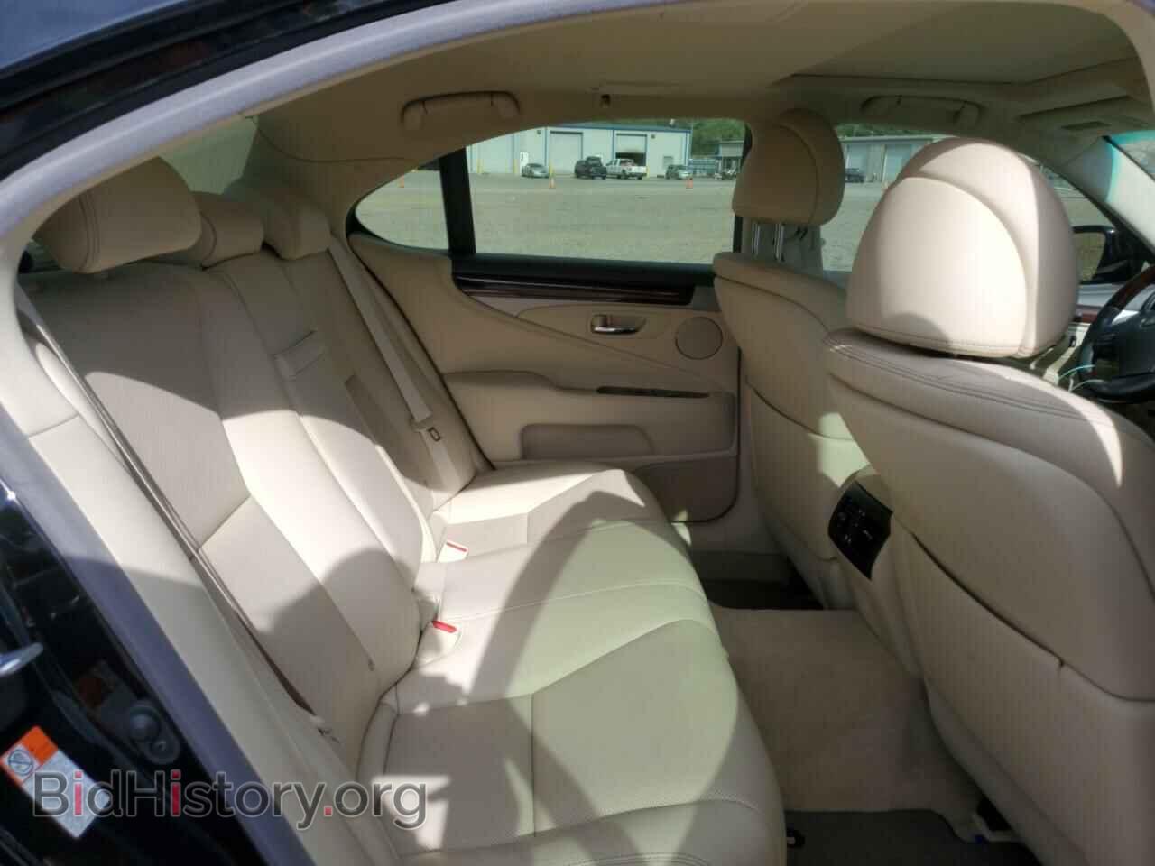2017 LEXUS LS460 - VIN: JTHBL5EF0H5147040 - Photo 11