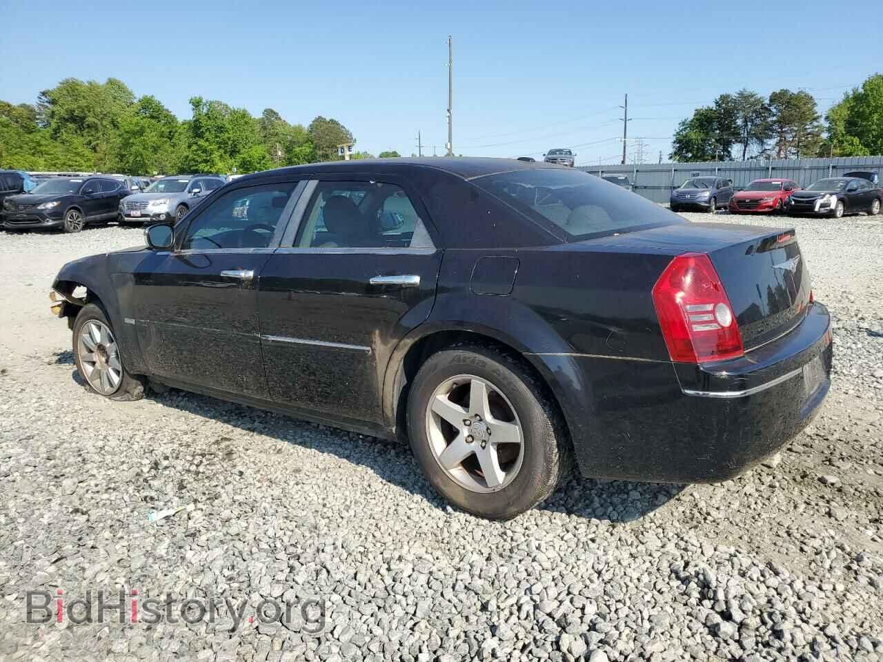 2010 CHRYSLER 300 - VIN: 2C3CA5CV2AH221728 - Фото 2