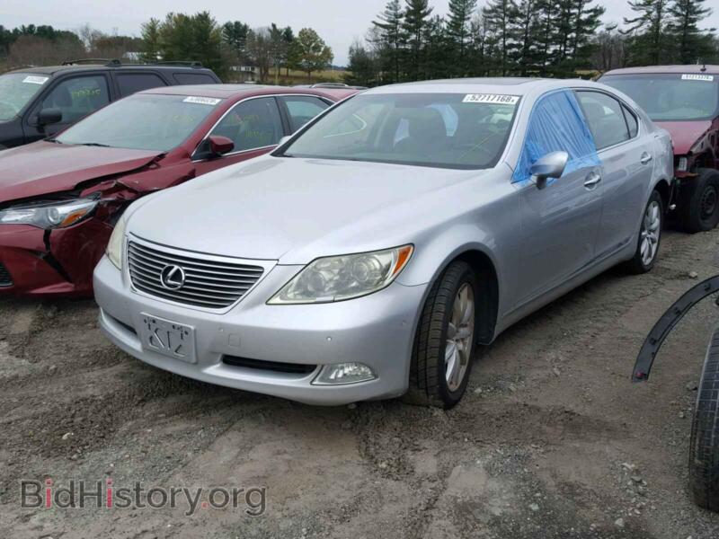 2007 Lexus LS460 (VIN JTHGL46F575014528) — photo 2 of 10