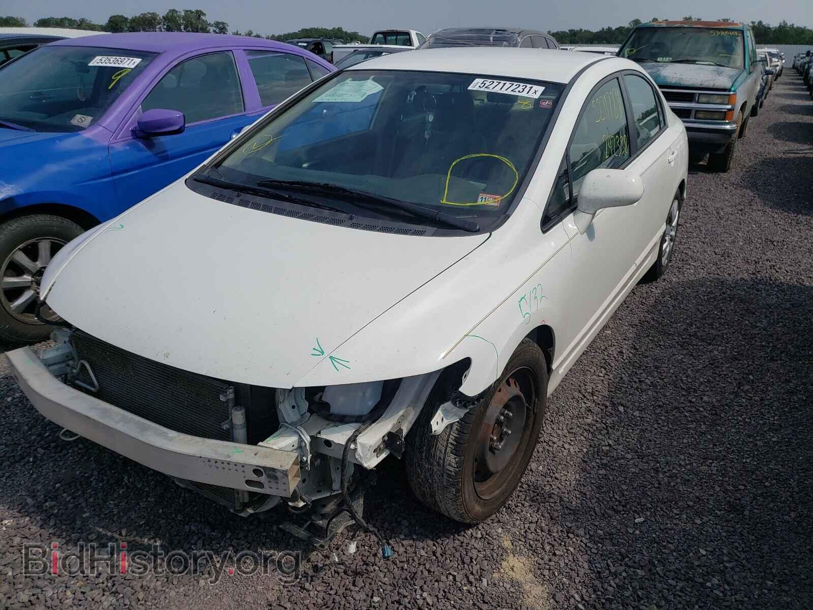 2011 HONDA CIVIC - VIN: 19XFA1F57BE016870 - Фото 2