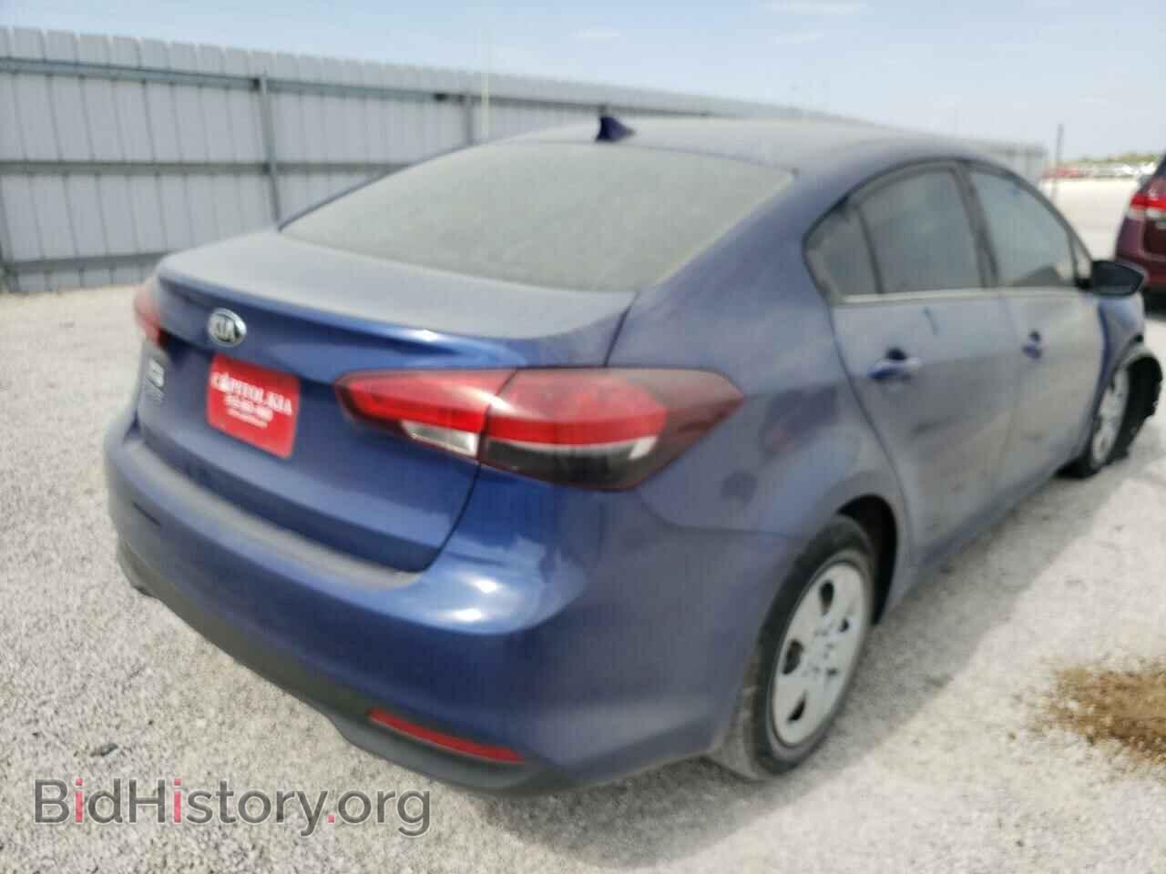 2017 KIA FORTE - VIN: 3KPFK4A73HE084650 - Фото 4