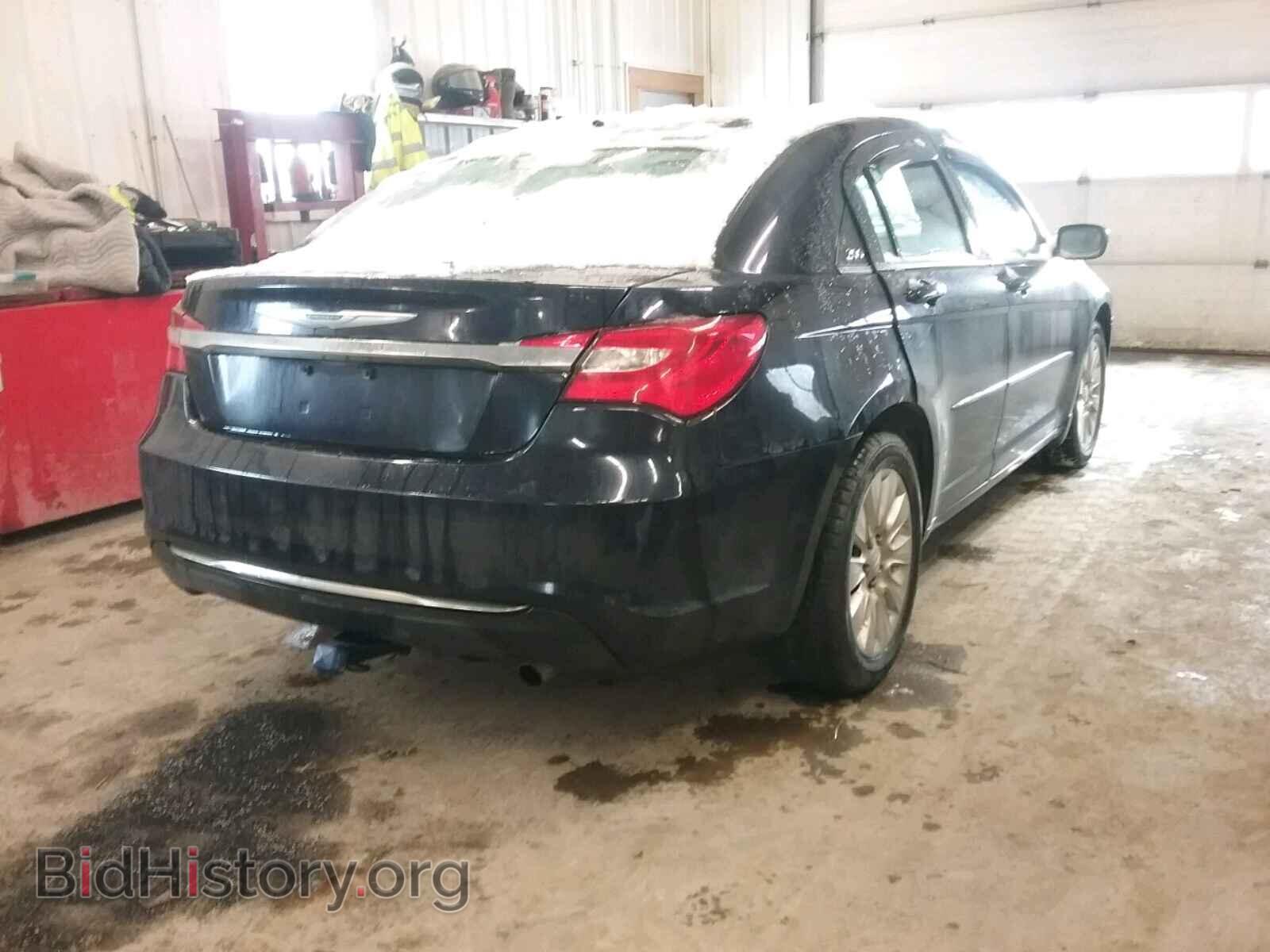2011 CHRYSLER 200 - VIN: 1C3BC4FB6BN558476 - Photo 4