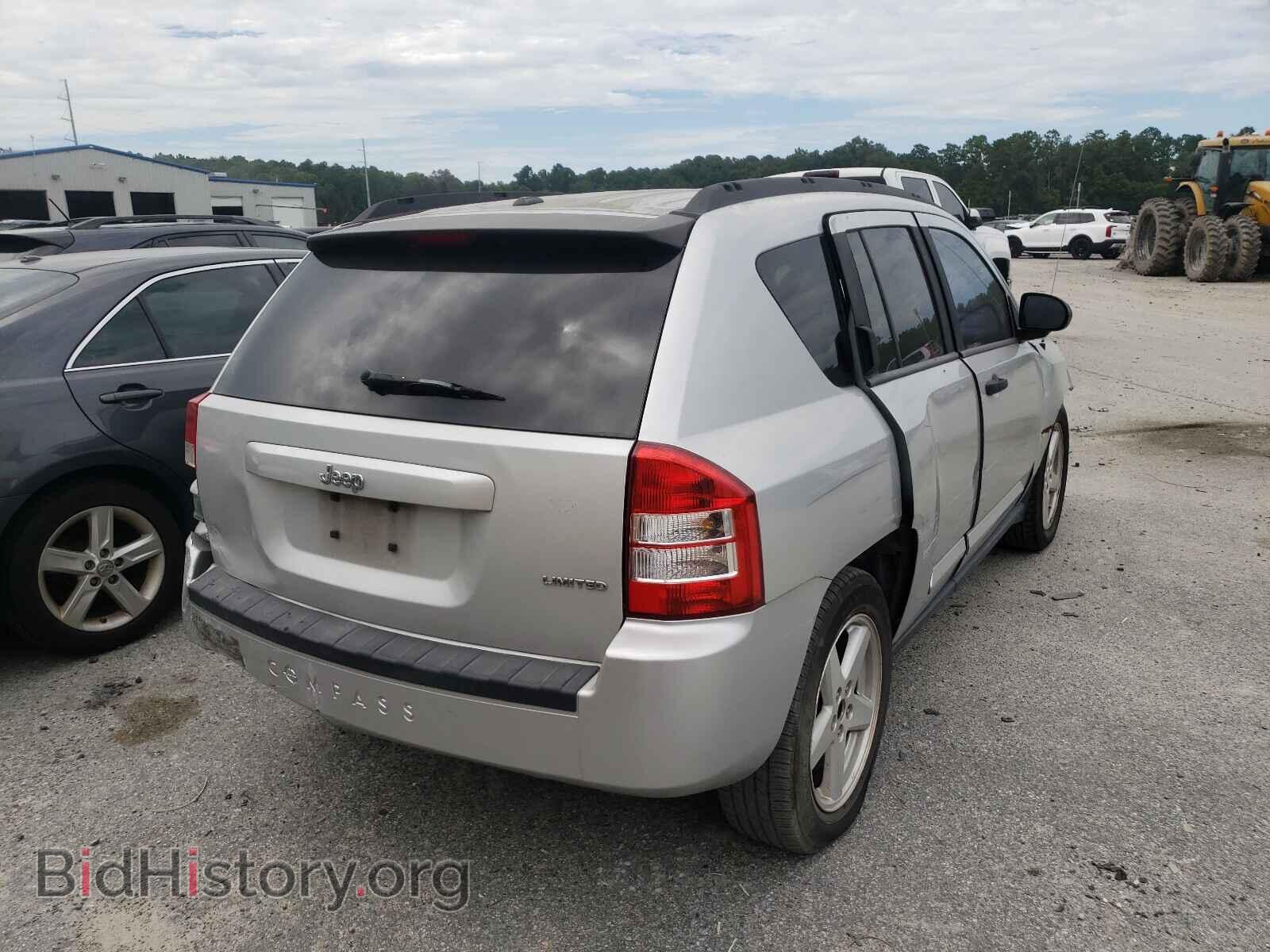 2008 JEEP COMPASS - VIN: 1J8FT57W98D606192 - Фото 4