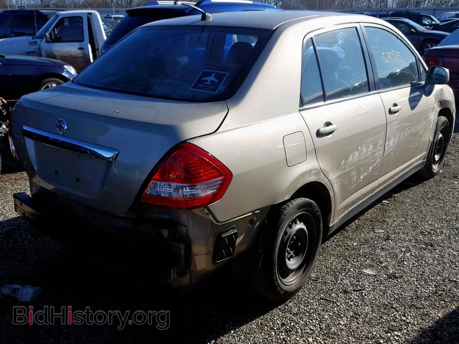 2009 NISSAN VERSA - VIN: 3N1BC11E79L448108 - Фото 4