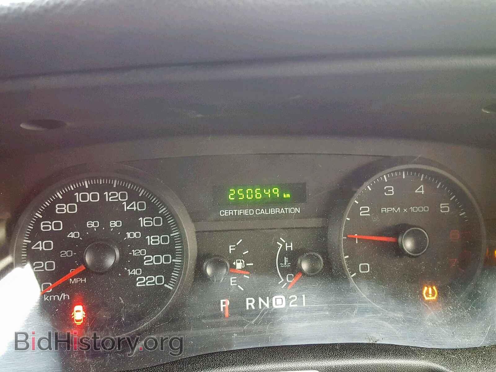 2009 FORD CROWN VIC - VIN: 2FAHP71V49X144530 - Фото 8