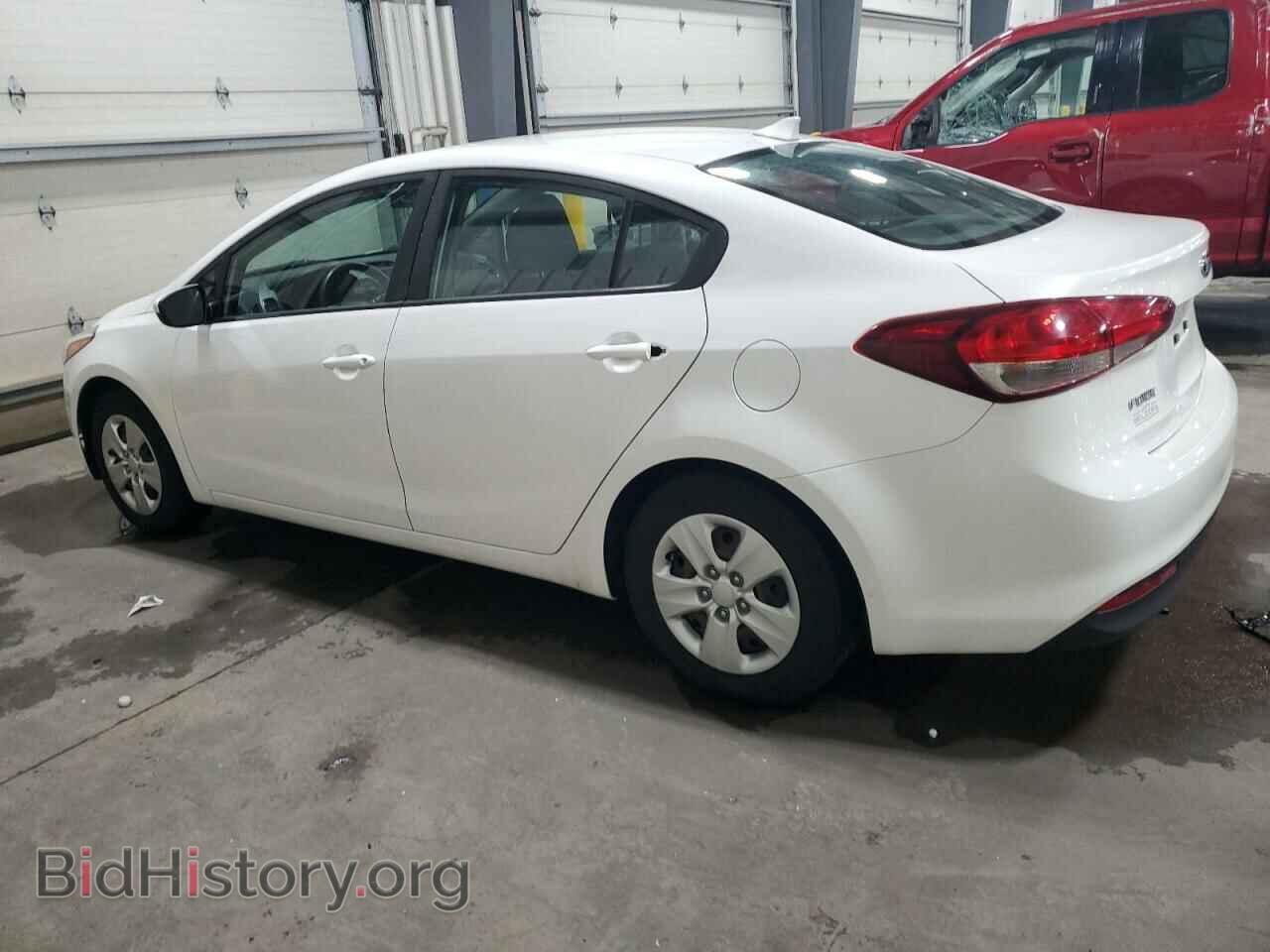 2017 KIA FORTE - VIN: 3KPFL4A78HE144841 - Фото 2