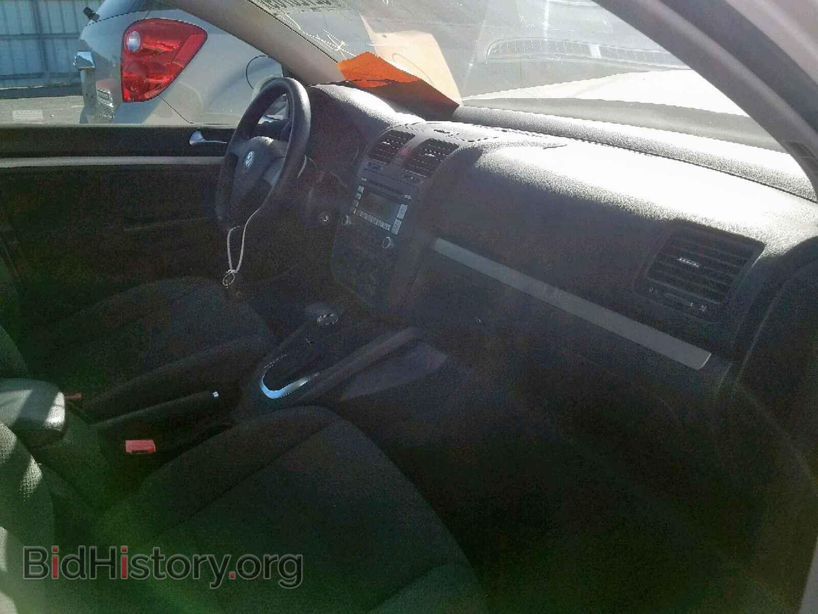 2009 VOLKSWAGEN RABBIT - VIN: WVWDB71K09W021865 - Фото 5