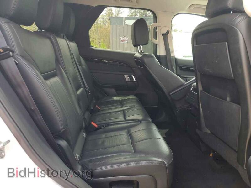 2017 Land Rover DISCOVERY (VIN SALRGBBV9HA046500) — photo 11 of 13