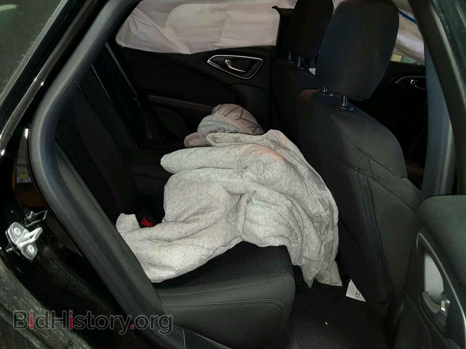 2015 CHRYSLER 200 - VIN: 1C3CCCAB9FN526570 - Photo 6