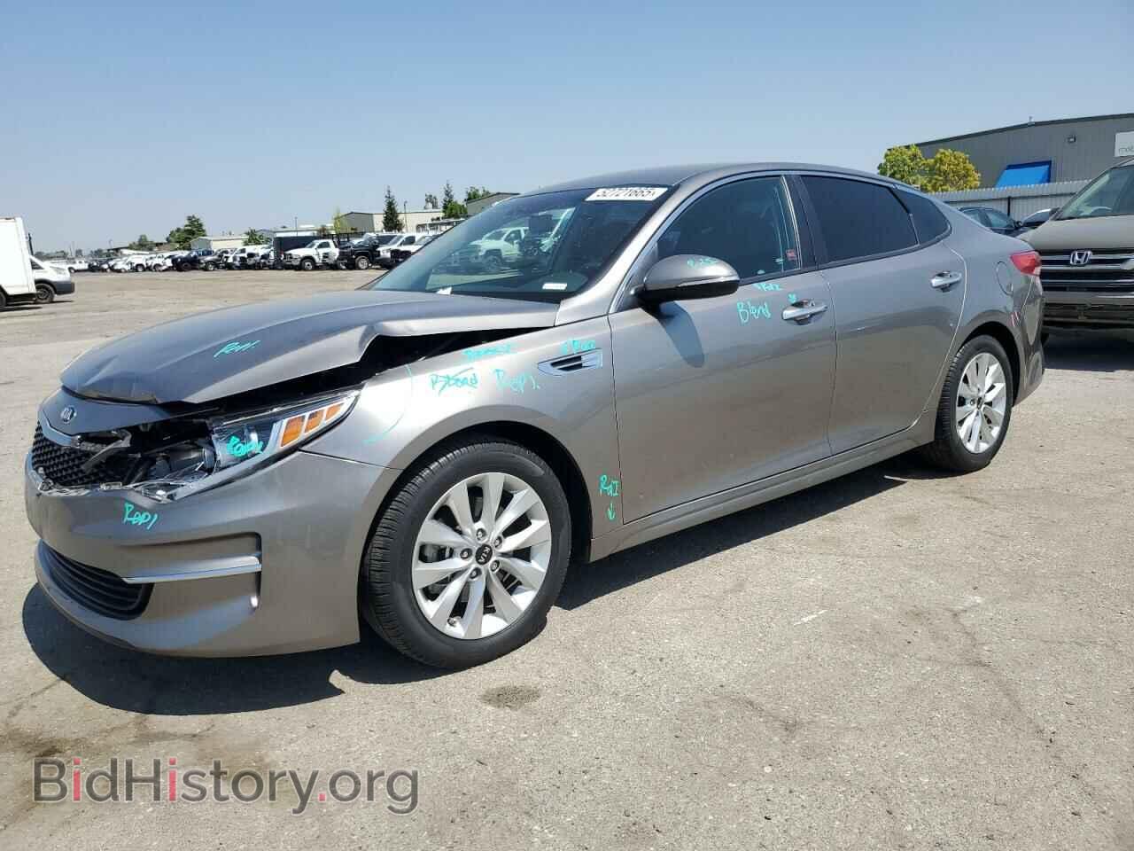 Photo 5XXGT4L36JG251561 - KIA OPTIMA 2018