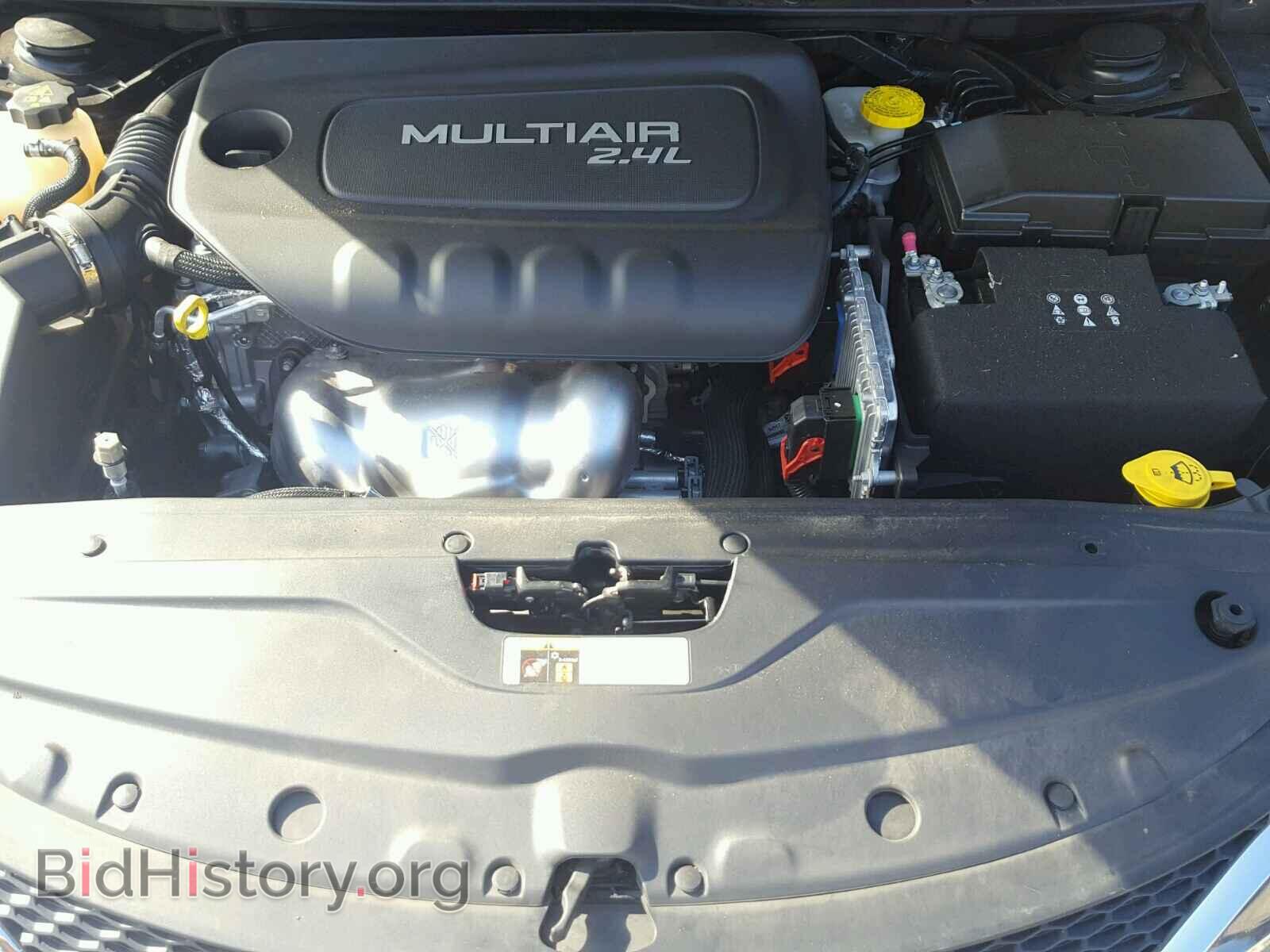 2016 CHRYSLER 200 - VIN: 1C3CCCAB1GN180578 - Photo 7