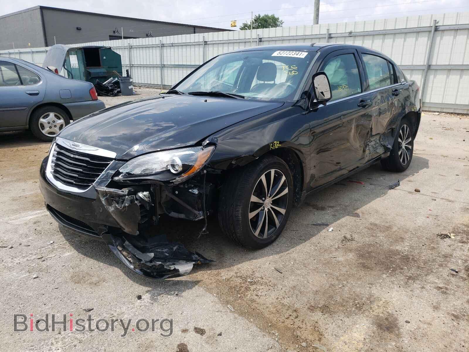 2014 CHRYSLER 200 - VIN: 1C3CCBBG4EN120165 - Фото 2