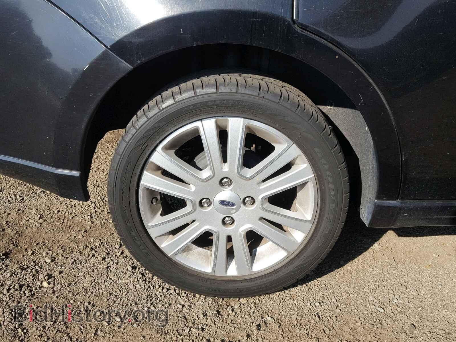 2009 FORD FOCUS - VIN: 1FAHP37NX9W127632 - Фото 9