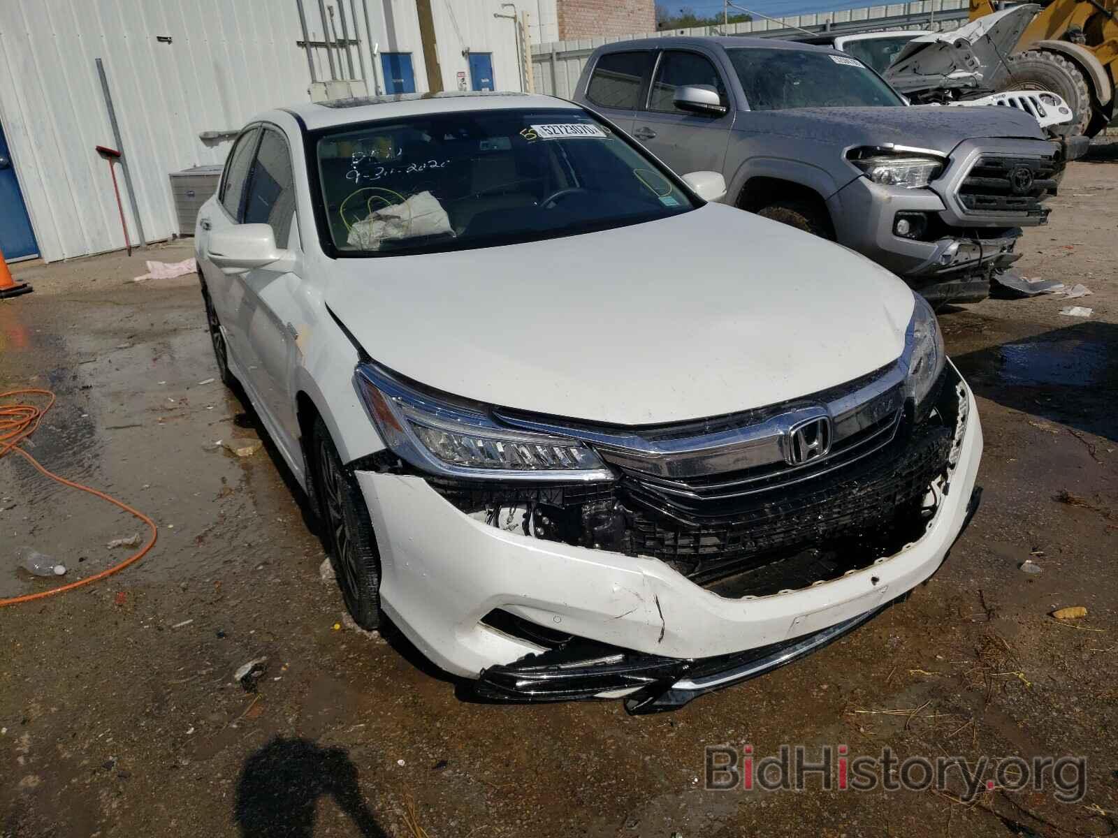 Photo JHMCR6F71HC008501 - HONDA ACCORD 2017