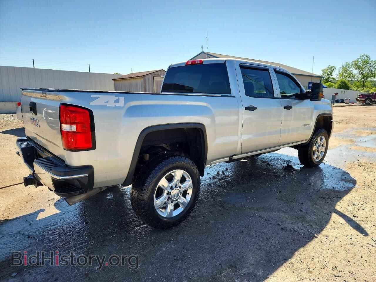 2017 GMC All Models - VIN: 1GT12REG4HF128386 - Фото 3