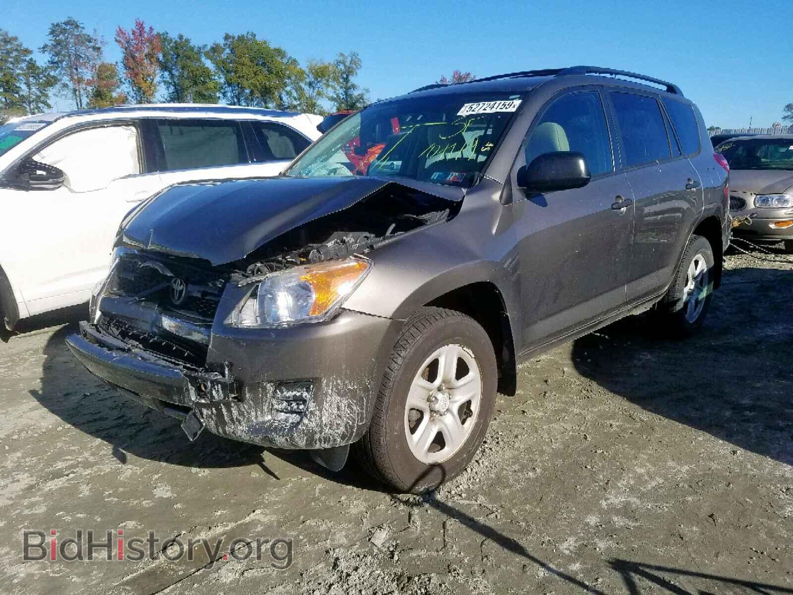 2011 TOYOTA RAV4 - VIN: 2T3BF4DV2BW124998 - Фото 2