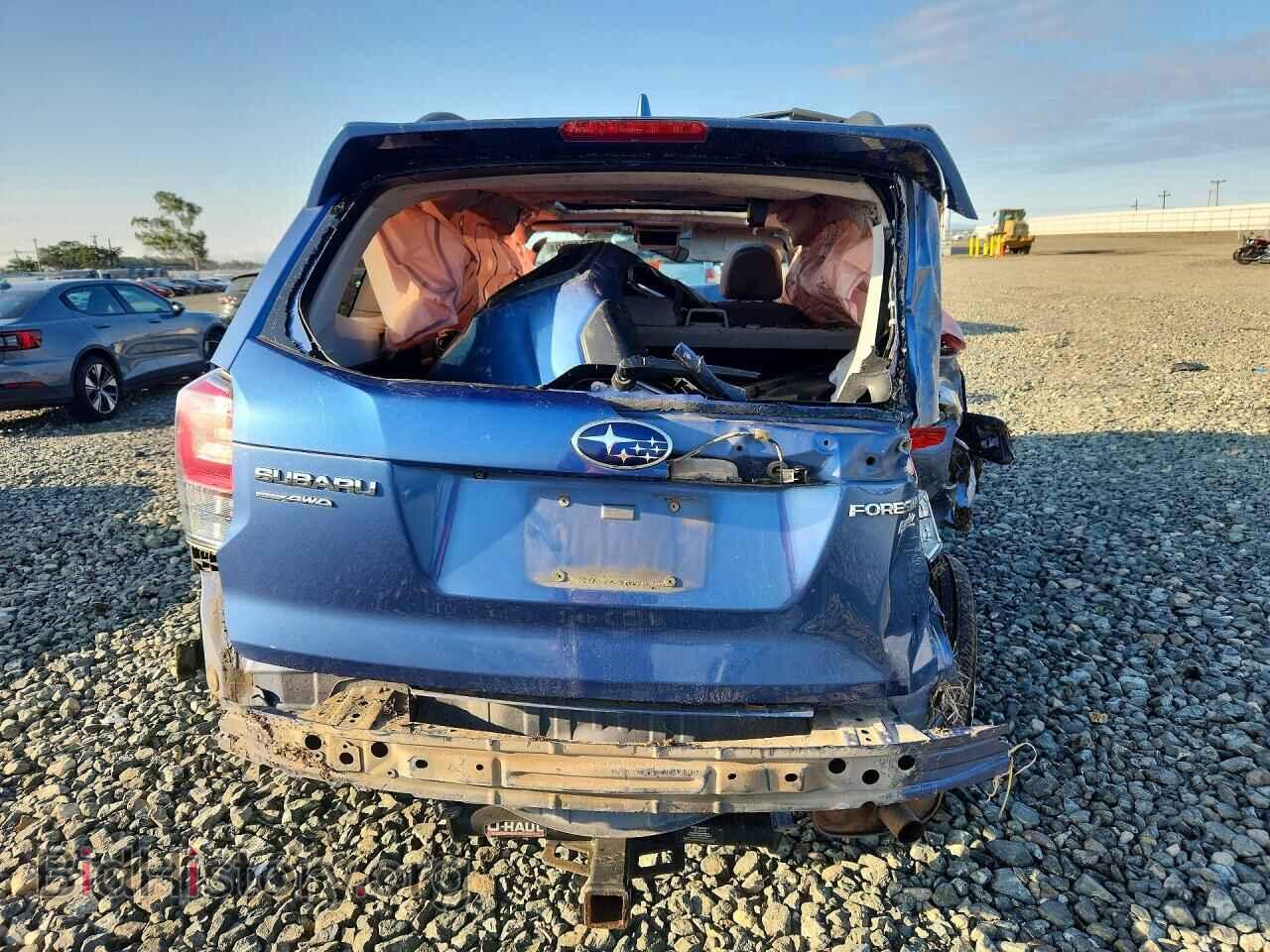 2017 SUBARU FORESTER - VIN: JF2SJAECXHH439753 - Фото 6