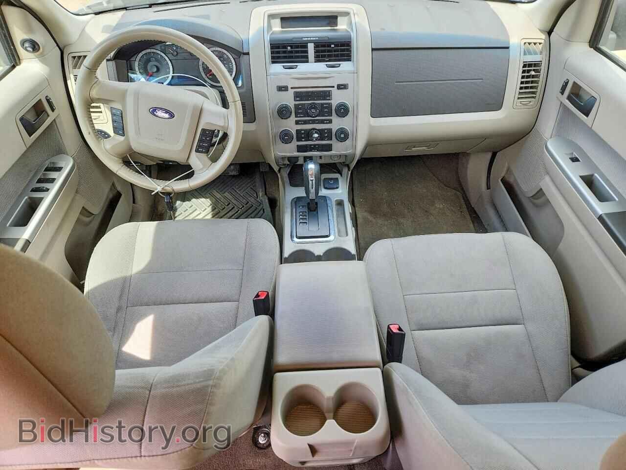 2011 FORD ESCAPE - VIN: 1FMCU4K37BKC65792 - Фото 8