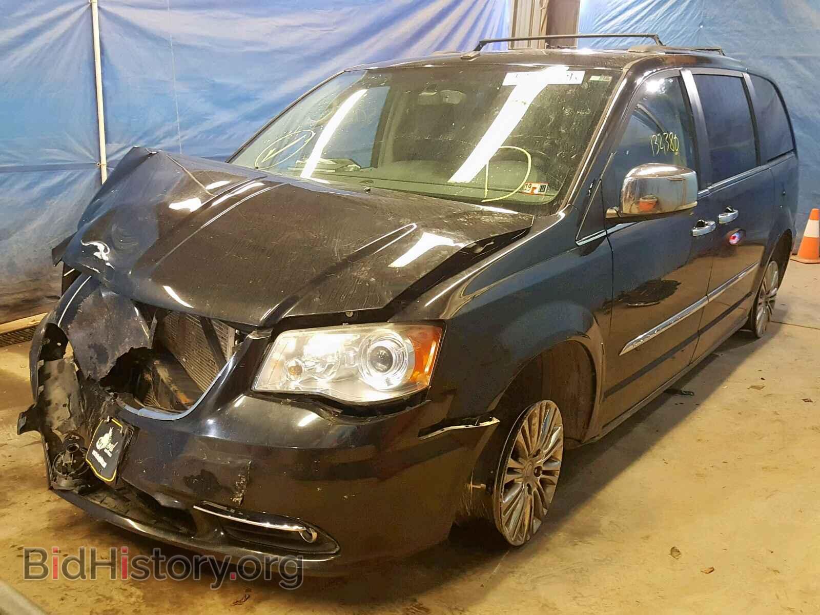 2011 CHRYSLER TOWN & COU - VIN: 2A4RR6DG3BR744945 - Фото 2