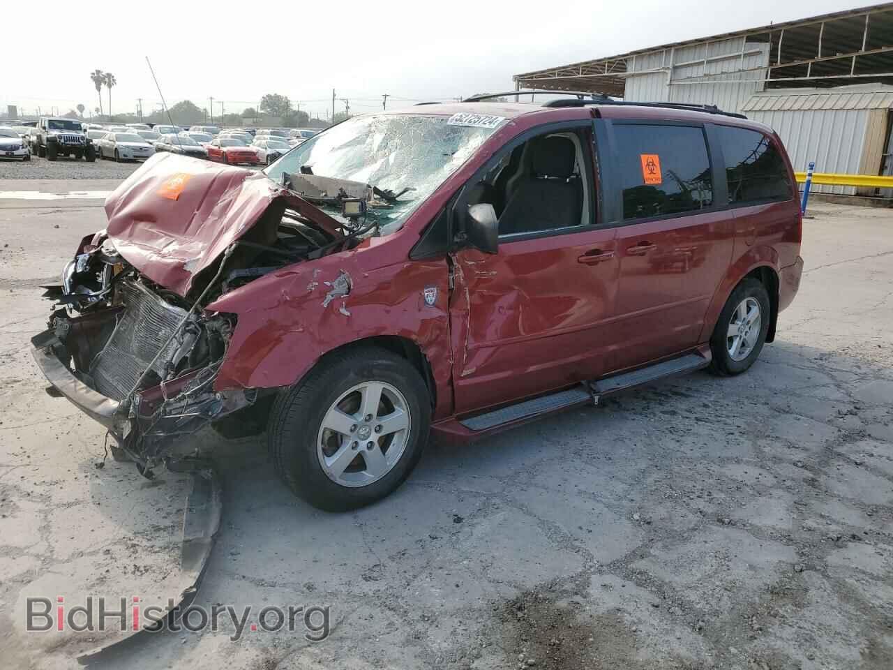 Photo 2D4RN3D13AR420083 - DODGE CARAVAN 2010