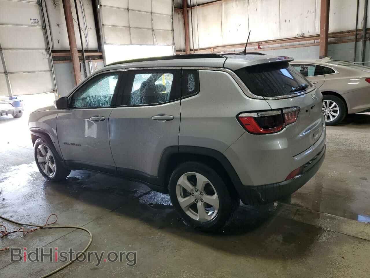 2019 JEEP COMPASS - VIN: 3C4NJCBB9KT833188 - Фото 2