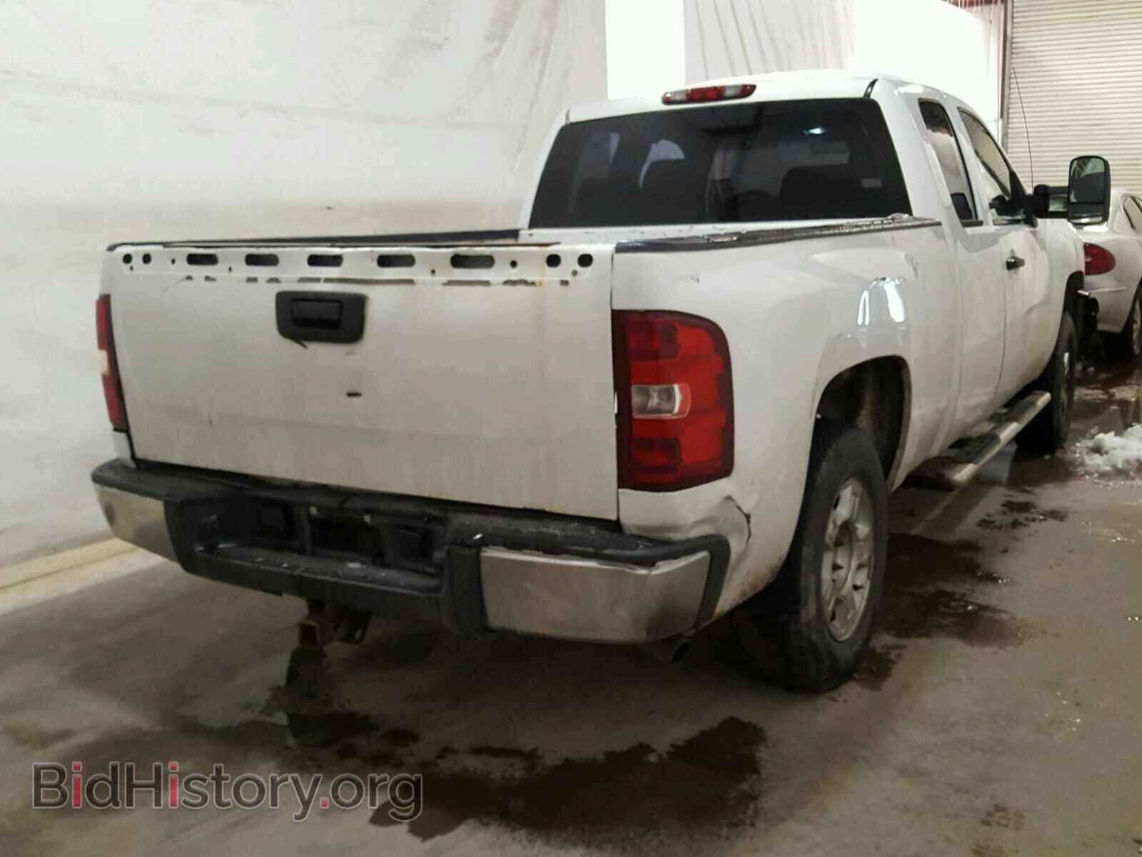 2011 CHEVROLET SILVERADO - VIN: 1GCRKPE32BZ183011 - Фото 4