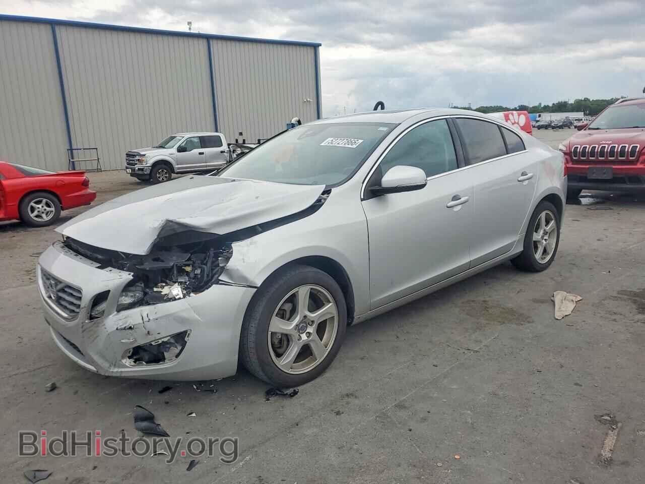 Фотография YV1622FS6C2078651 - VOLVO S60 2012