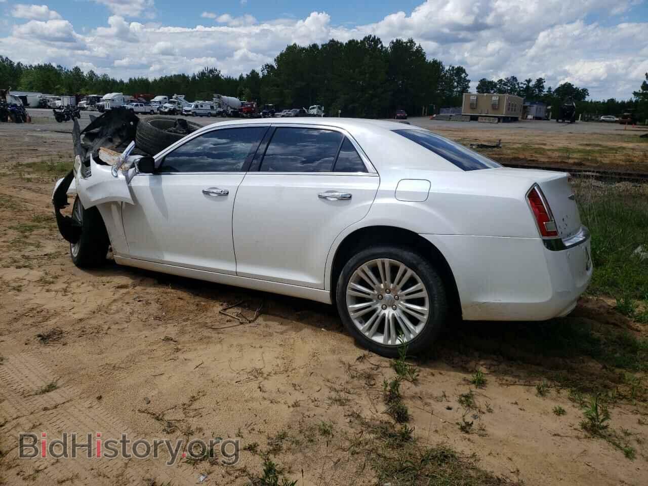 2013 CHRYSLER 300 - VIN: 2C3CCAET1DH708146 - Фото 2