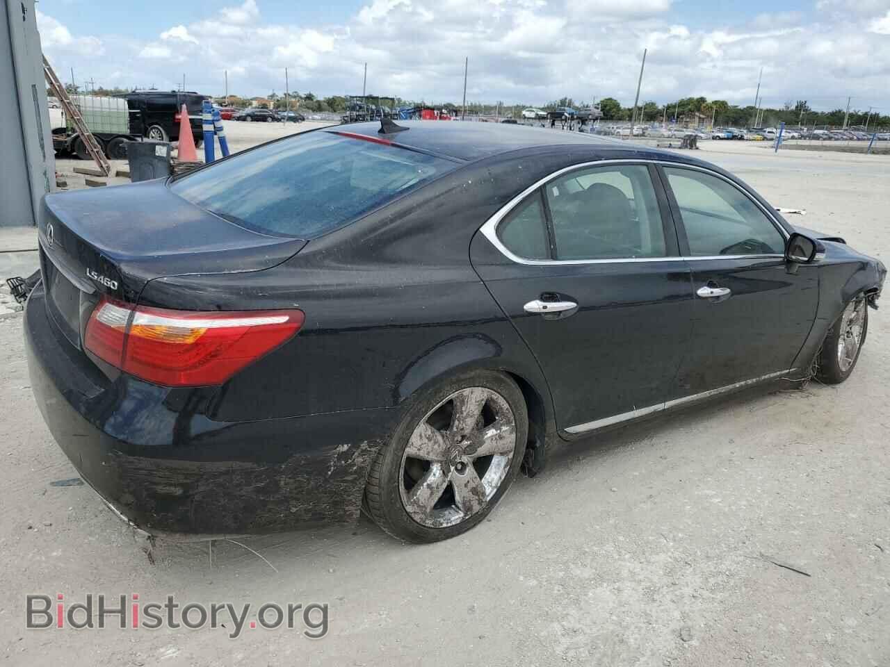 2011 LEXUS LS460 - VIN: JTHBL5EF9B5106218 - Photo 3
