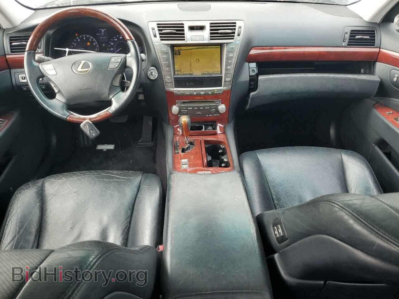 2011 LEXUS LS460 - VIN: JTHBL5EF9B5106218 - Photo 8