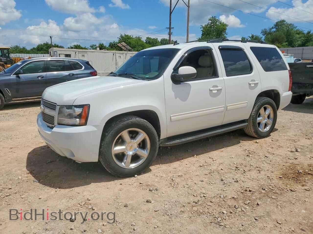 Фотография 1GNSCAE00BR384043 - CHEVROLET TAHOE 2011