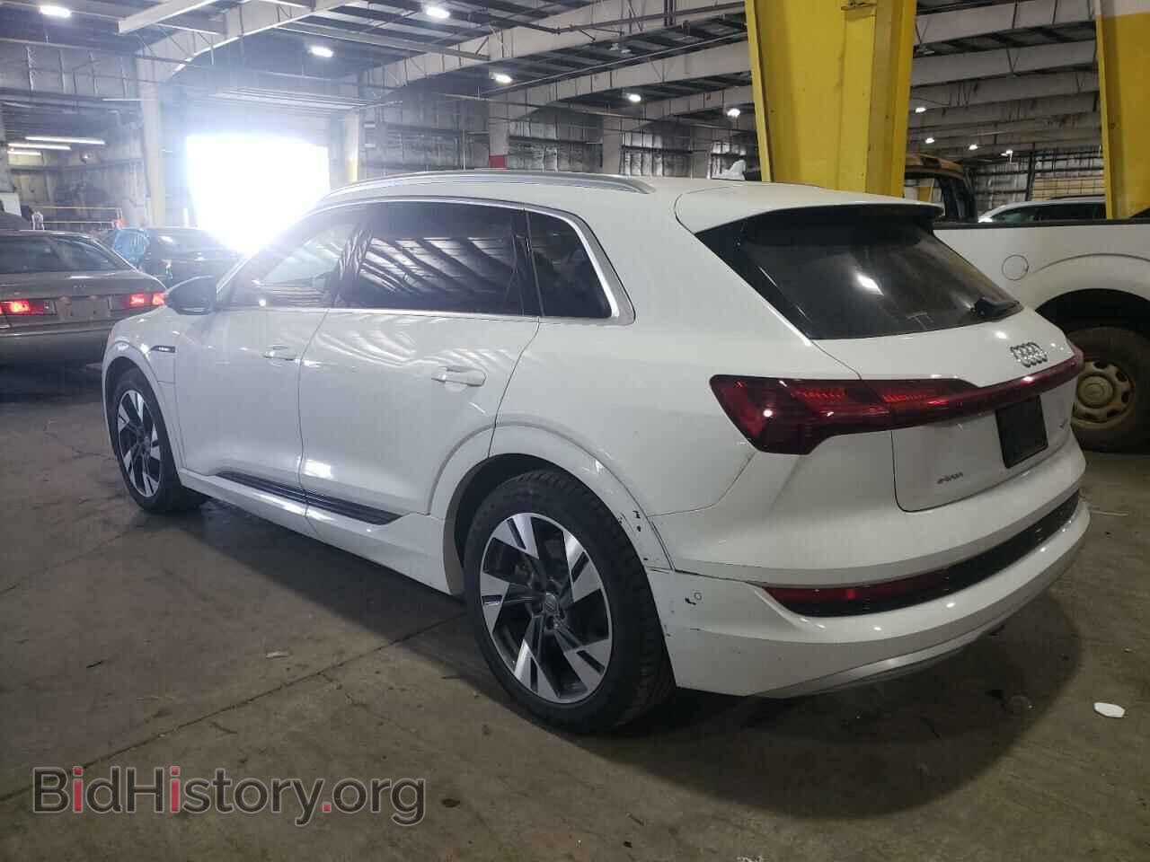 2021 AUDI E-TRON - VIN: WA1VABGEXMB001869 - Фото 2