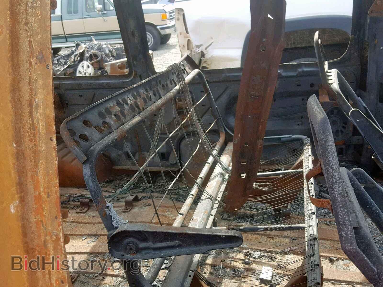 1999 FORD ECONOLINE - VIN: 1FBSS31S1XHB05912 - Photo 6