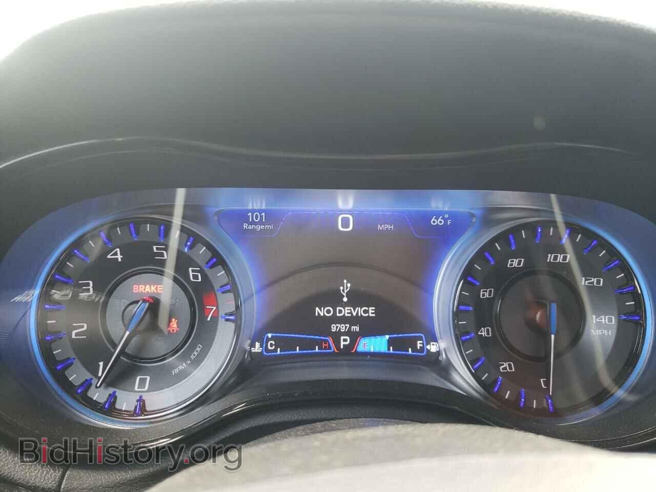 2023 CHRYSLER 300 - VIN: 2C3CCABG8PH676744 - Фото 9