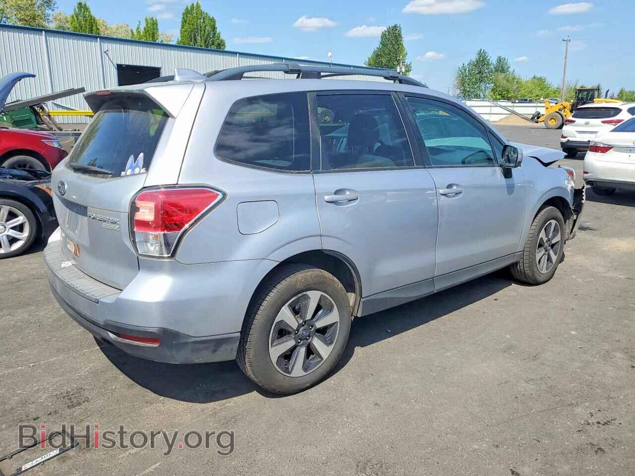 2017 SUBARU FORESTER - VIN: JF2SJAEC0HH587796 - Фото 3