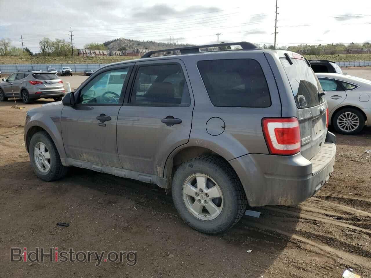 2010 FORD ESCAPE - VIN: 1FMCU0D73AKC07198 - Фото 2