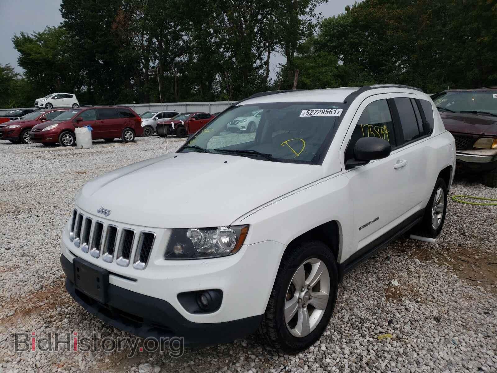 2014 JEEP COMPASS - VIN: 1C4NJDBB3ED670828 - Photo 2