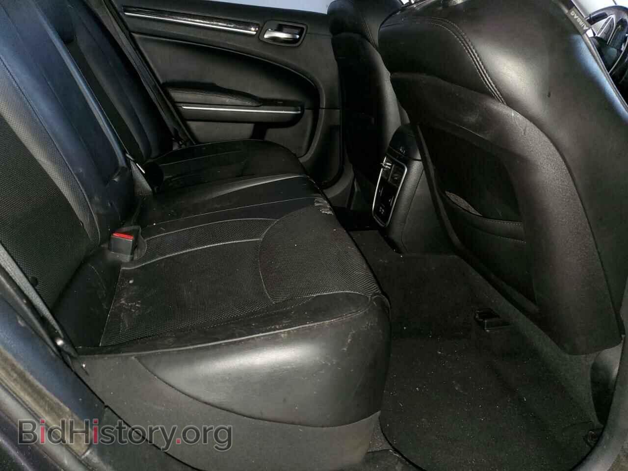 2019 CHRYSLER 300 - VIN: 2C3CCAEG3KH563000 - Фото 10