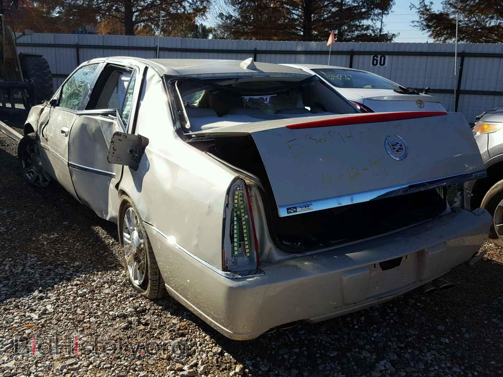 2011 CADILLAC DTS - VIN: 1G6KA5E60BU116264 - Фото 3