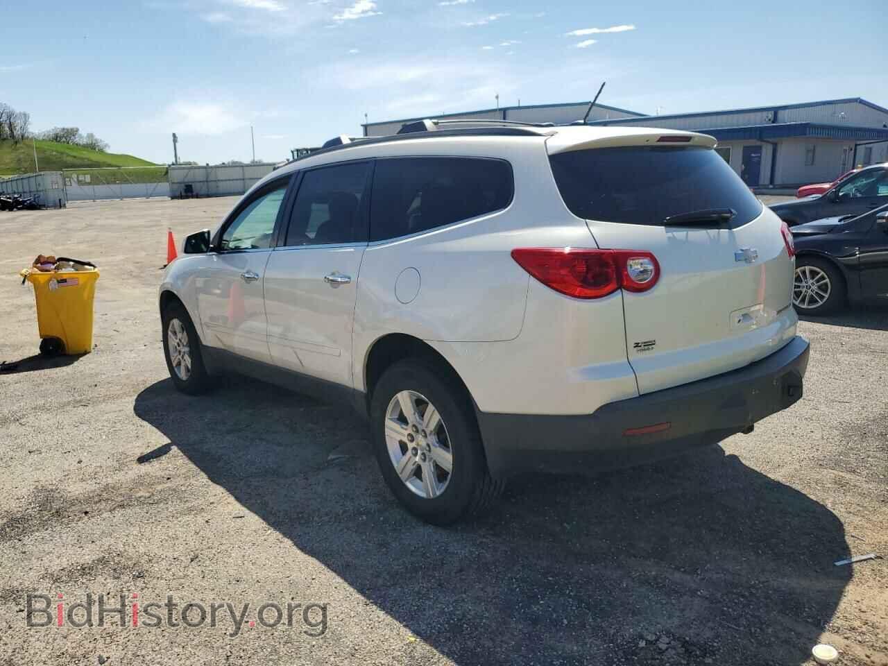 2012 CHEVROLET TRAVERSE - VIN: 1GNKVJED6CJ171045 - Фото 2